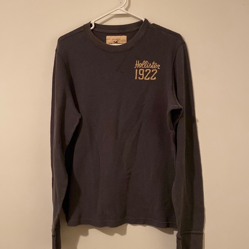 Hollister Mens thermal XL.